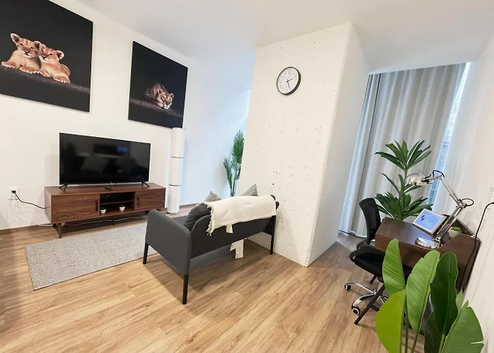 Cozy Urban Escape In *